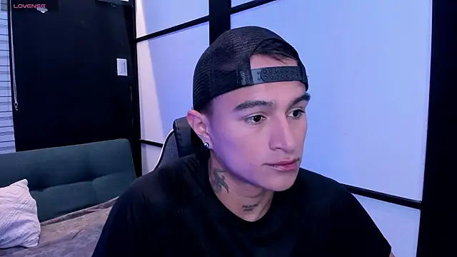 LiamDeep online show from 10/07/25, 05:21