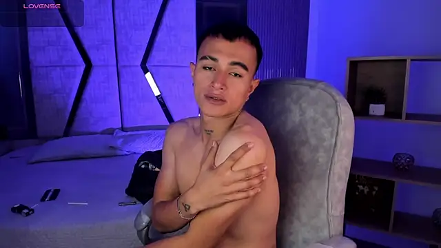 LiamDeep online show from 02/17/26, 08:15