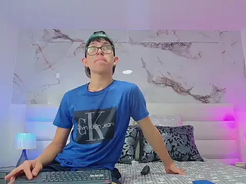 Marcus and Tony online show from 03/26/26, 07:52