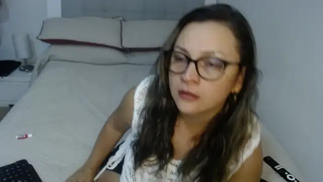 sophie lopez1 online show from 06/30/26, 02:23