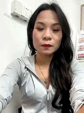 Baby-mmm online show from 11/07/25, 05:40