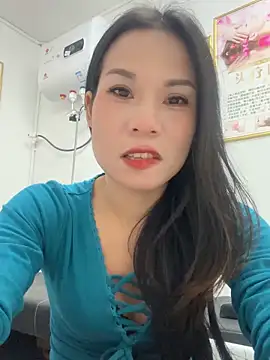 Baby-mmm online show from 11/29/25, 09:45