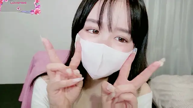 Anne Anne chan online show from 10/15/25, 10:26