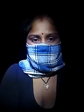 Sheema tyagi online show from 10/21/25, 10:43