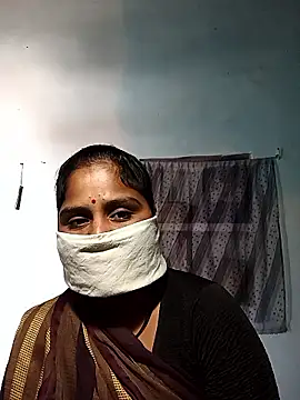 Sheema tyagi online show from 11/28/25, 08:28