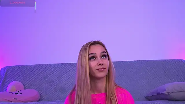 AmyKent  online show from 04/15/26, 07:58