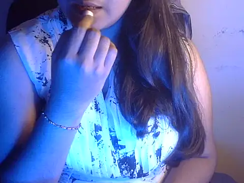 Aanya Hazel online show from 09/22/25, 09:17