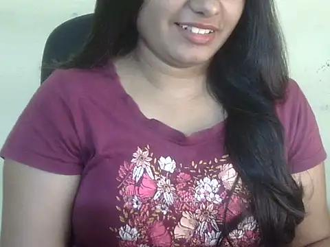 Aanya Hazel online show from 11/03/25, 04:08