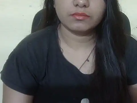 Aanya Hazel online show from 11/21/25, 09:02