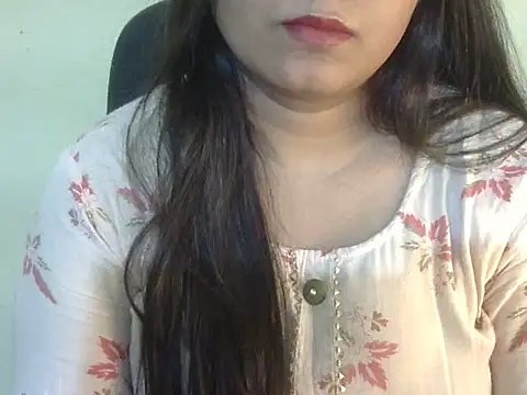 Aanya Hazel online show from 12/01/25, 04:34