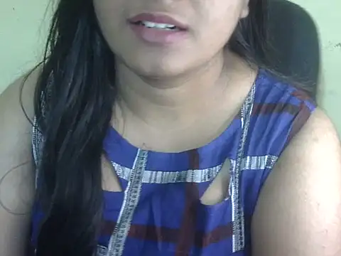 Aanya Hazel online show from 01/10/26, 08:43