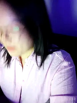 Snapshot of Innogin chatting on 11/07/25, 05:46 Innogin online show from 11/07/25, 05:46