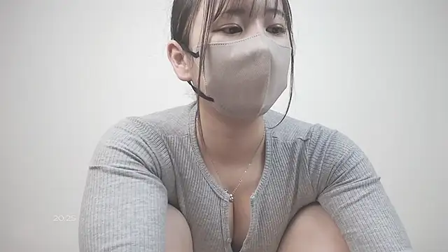 Snapshot of CocoaMilk18 chatting on 04/09/26, 11:26 CocoaMilk18 online show from 04/09/26, 11:26