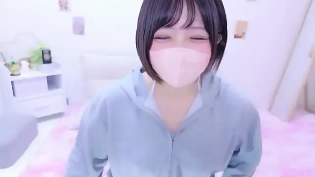 Hinata Sun online show from 03/10/26, 03:17