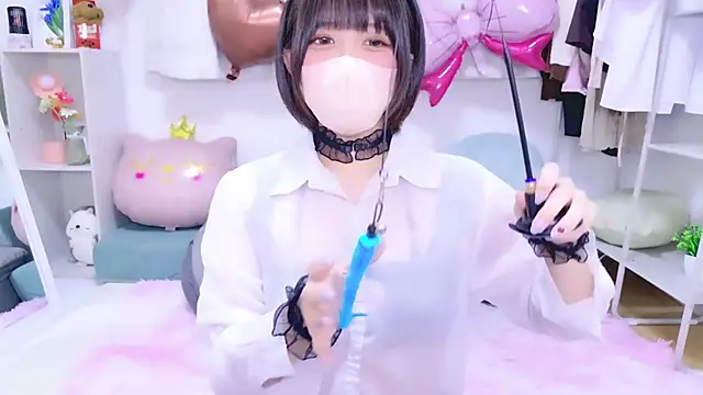 Hinata Sun online show from 03/27/26, 05:23