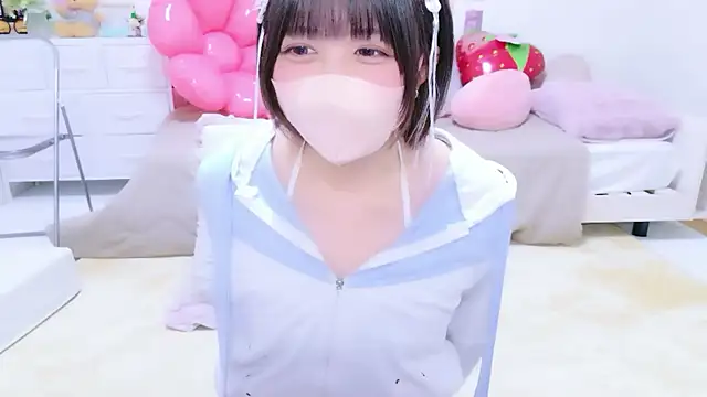 Hinata Sun online show from 03/30/26, 04:13