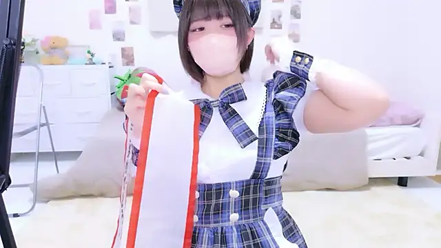 Hinata Sun online show from 03/31/26, 02:17