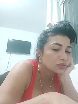 mia mancinii online show from 12/02/25, 12:05