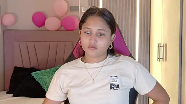 Laly Cherry  online show from 11/20/25, 12:16