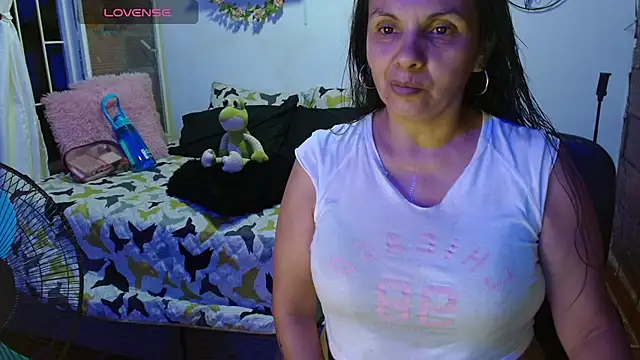 Milf Fantassyy online show from 03/27/26, 05:13