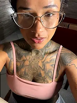 Snapshot of xbigpeach chatting on 01/14/26, 11:09 xbigpeach online show from 01/14/26, 11:09