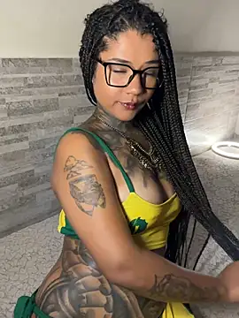 Snapshot of xbigpeach chatting on 02/08/26, 11:57 xbigpeach online show from 02/08/26, 11:57