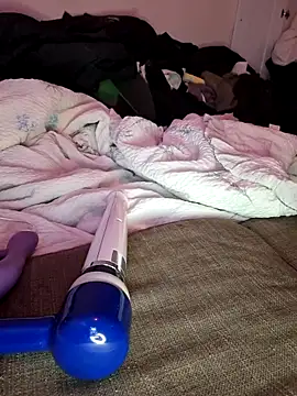 jin HEE online show from 11/24/25, 03:45