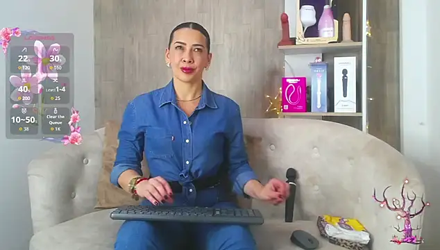 cortney tayler online show from 11/27/25, 07:49