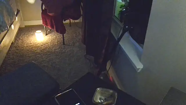 Snapshot of Calimarina chatting on 11/19/25, 03:39 Calimarina online show from 11/19/25, 03:39