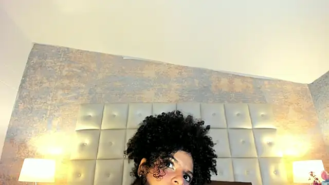 SheyLopez online show from 06/03/26, 03:09