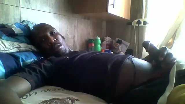 longdickson12345 online show from 10/17/25, 10:18