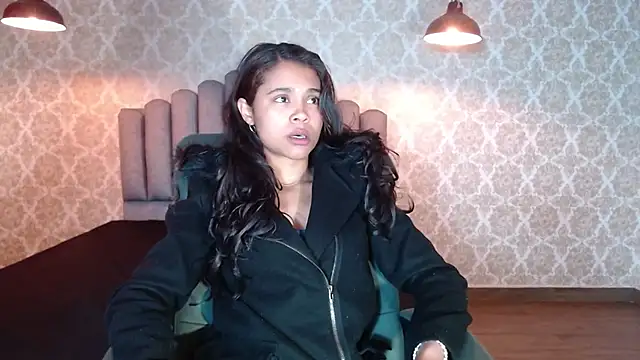 Kristall 06 online show from 10/21/25, 03:07