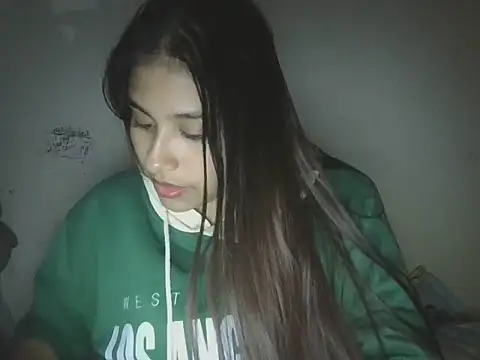 Snapshot of zairabreze chatting on 02/07/26, 01:42 zairabreze online show from 02/07/26, 01:42