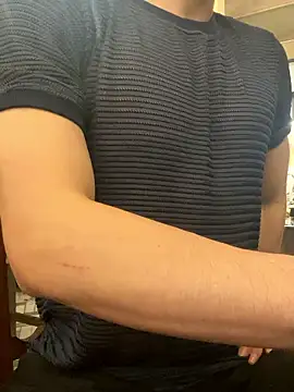 anhkiet huang online show from 01/19/26, 03:38