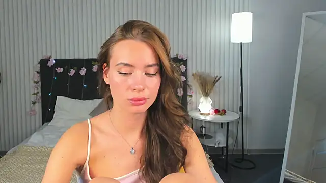 Snapshot of Ameli_Povilain chatting on 09/29/25, 12:32 Ameli Povilain online show from 09/29/25, 12:32