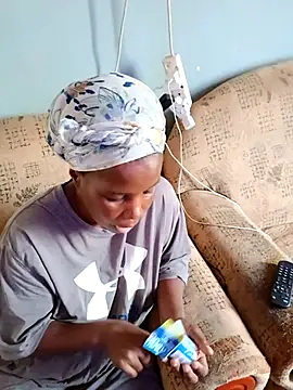 sweetdebbiexxxx online show from 12/18/25, 07:58