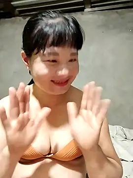 kute-00 online show from 09/18/25, 05:04