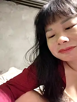 kute-00 online show from 10/08/25, 09:12