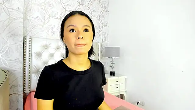 amara rousse online show from 12/01/25, 11:15