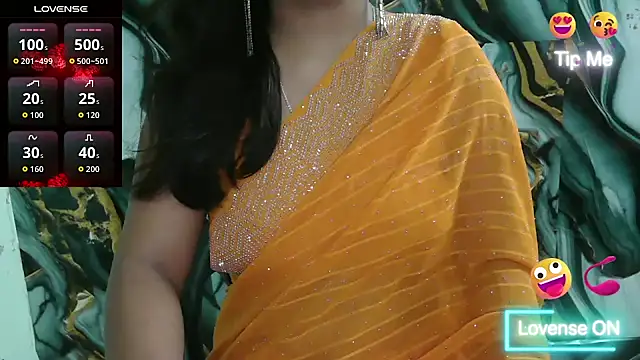 Snapshot of Dream_Kavya chatting on 10/20/25, 04:07 Dream Kavya online show from 10/20/25, 04:07