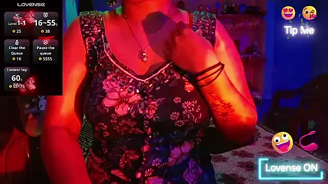 Snapshot of Dream_Kavya chatting on 11/02/25, 01:13 Dream Kavya online show from 11/02/25, 01:13