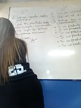 Snapshot of -AngelNova- chatting on 11/19/25, 12:38 -AngelNova- online show from 11/19/25, 12:38