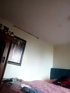 Snapshot of -AngelNova- chatting on 12/15/25, 03:49 -AngelNova- online show from 12/15/25, 03:49