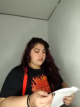 kendra lil evill online show from 10/25/25, 10:34