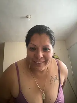 Snapshot of nimsix chatting on 09/28/25, 10:37 nimsix online show from 09/28/25, 10:37