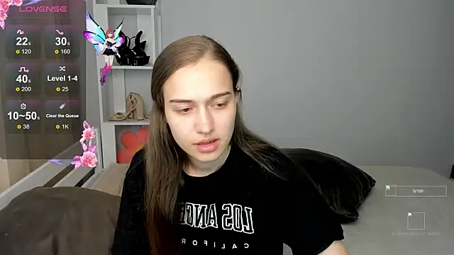 Snapshot of Alisa__Kelly chatting on 09/10/25, 12:32 Alisa Kelly online show from 09/10/25, 12:32