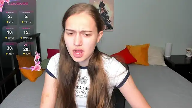 Snapshot of Alisa__Kelly chatting on 10/18/25, 12:57 Alisa Kelly online show from 10/18/25, 12:57