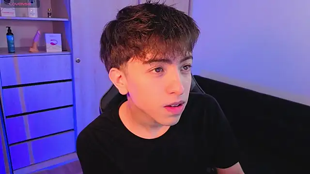 onlinenico online show from 09/24/25, 07:39