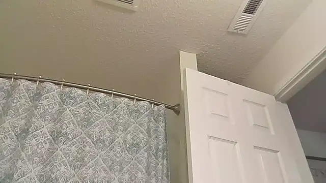 sexybigdick04 online show from 03/27/26, 09:25