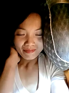 ngan-cute online show from 09/09/25, 02:44